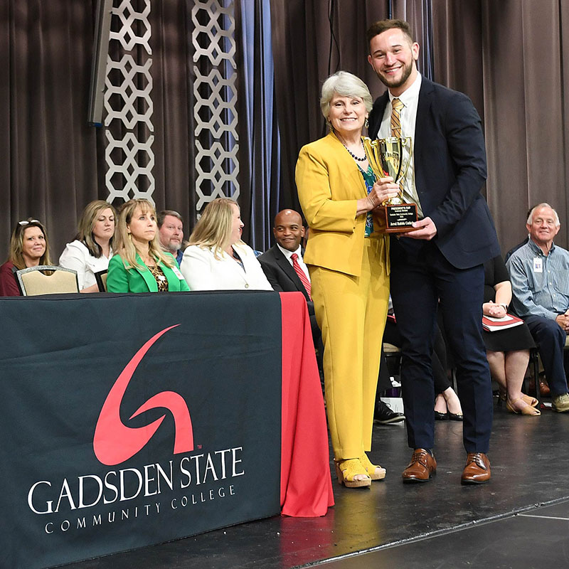 Jerod Robbie Guthrie received the Academic Division of the President’s Cup for the Ayers Campus